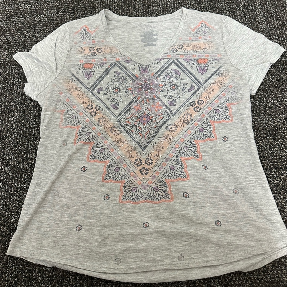 Time And Tru t-shirt Women L 12/14 gray Tee embellished Floral short sleeve - Picture 5 of 11